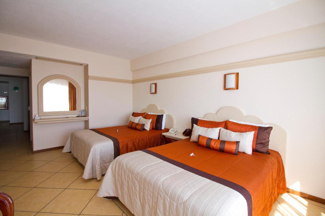 Hotel 9 Manantiales Чіґнауапан Екстер'єр фото